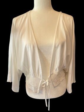 Rebellion again shirt jacket tie-front size medium 100% rayon w lace trim boho